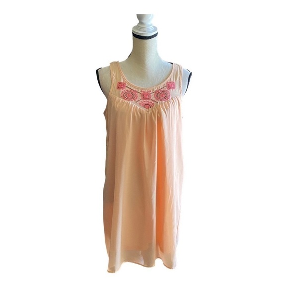 NWOT-PINKLICIOUS-PEACH COLOR DRESS-SIZE SMALL - Picture 2 of 9